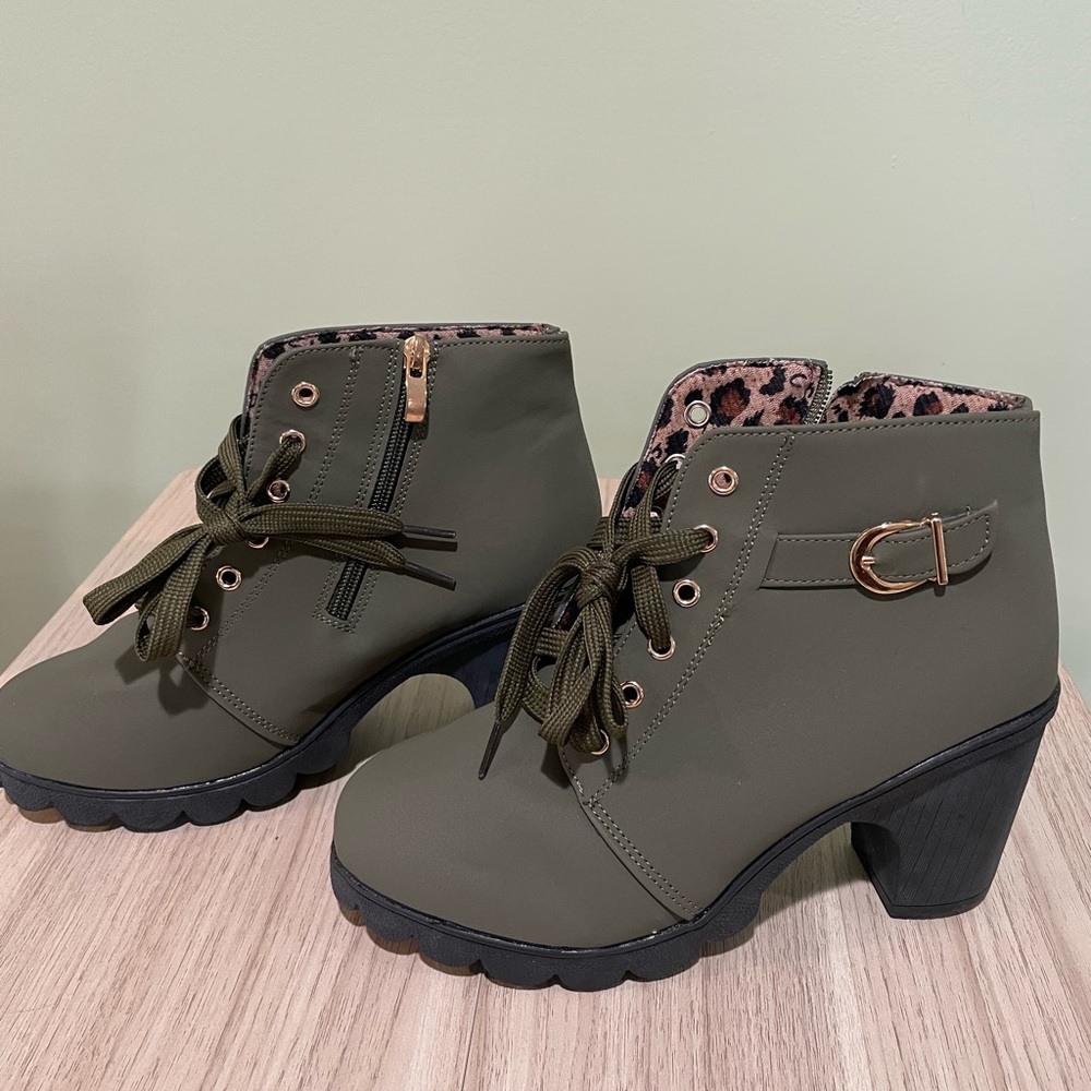 Stylish Olive Heeled Boots with Leopard Accent